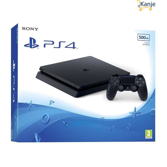 PLAYSTATION 4